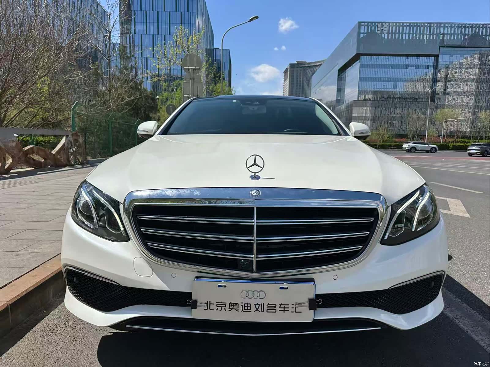 Mercedes-Benz E-Class, 2016 1