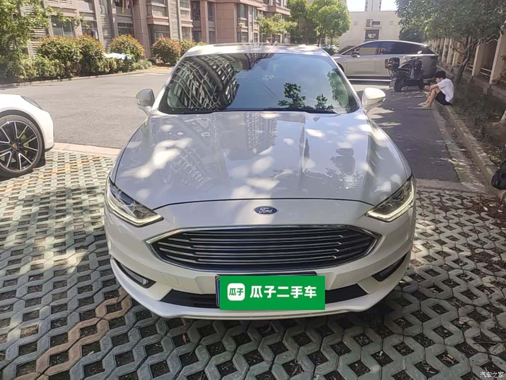 Ford Mondeo, 2017 3