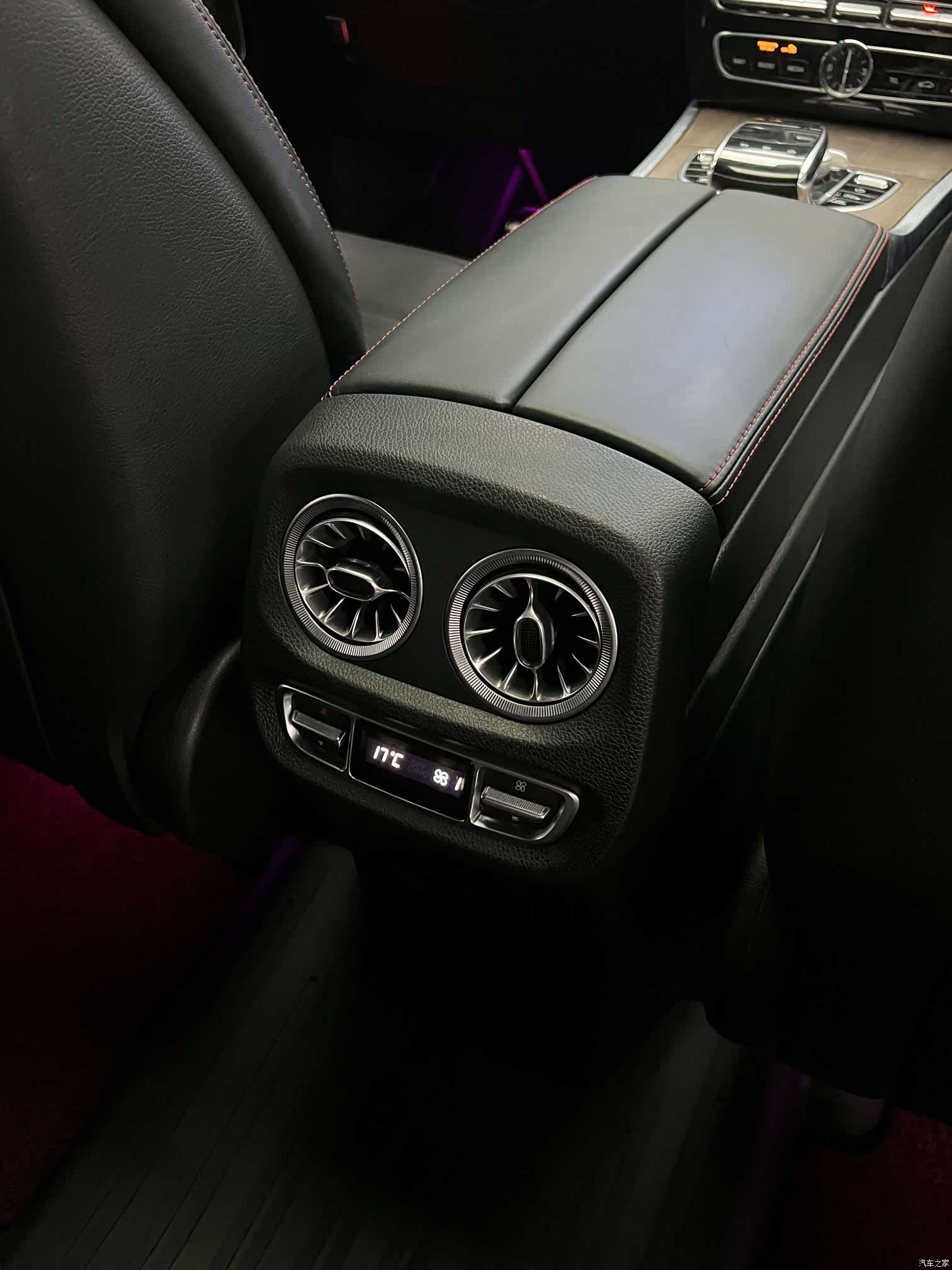 Mercedes-Benz G-Class, 2020 13