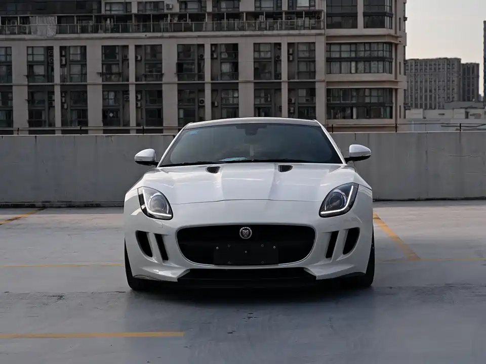 Jaguar F-TYPE