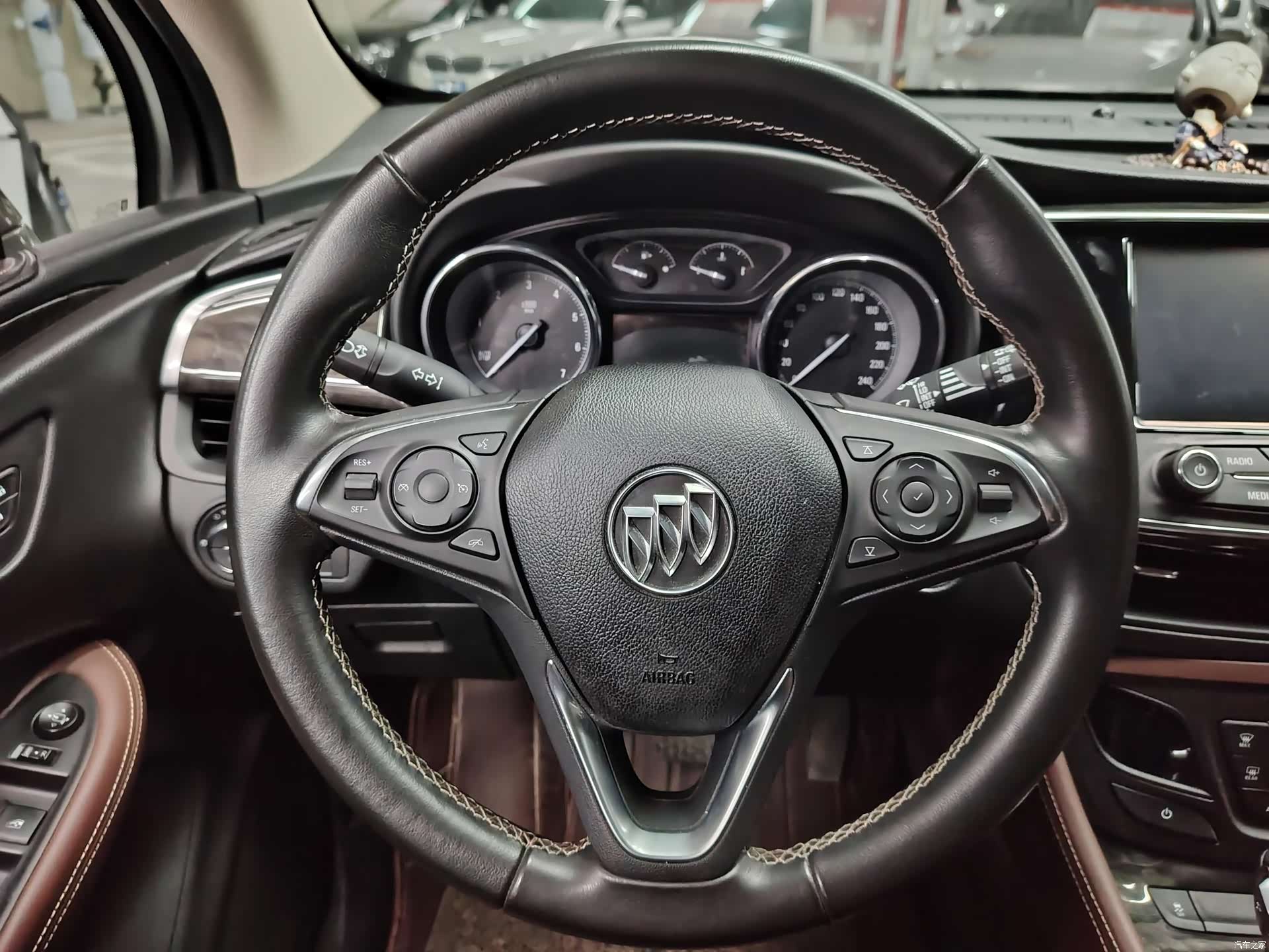 Buick Envision Plus, 2015 10