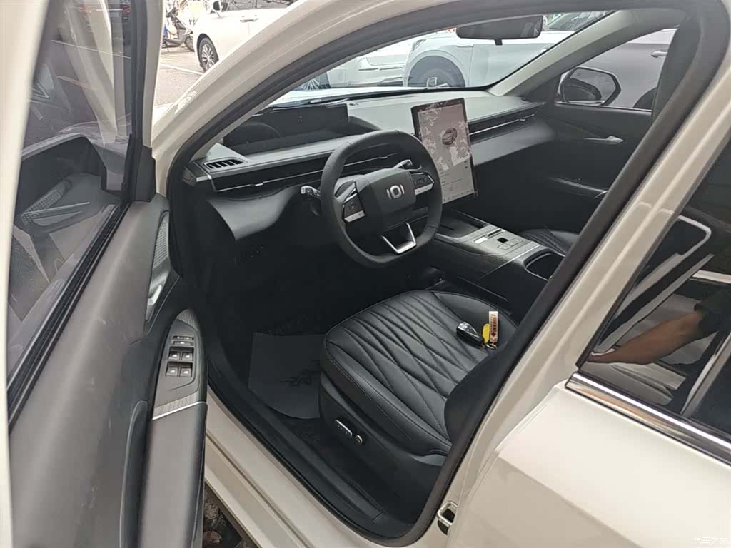 Changan Eado, 2025 16