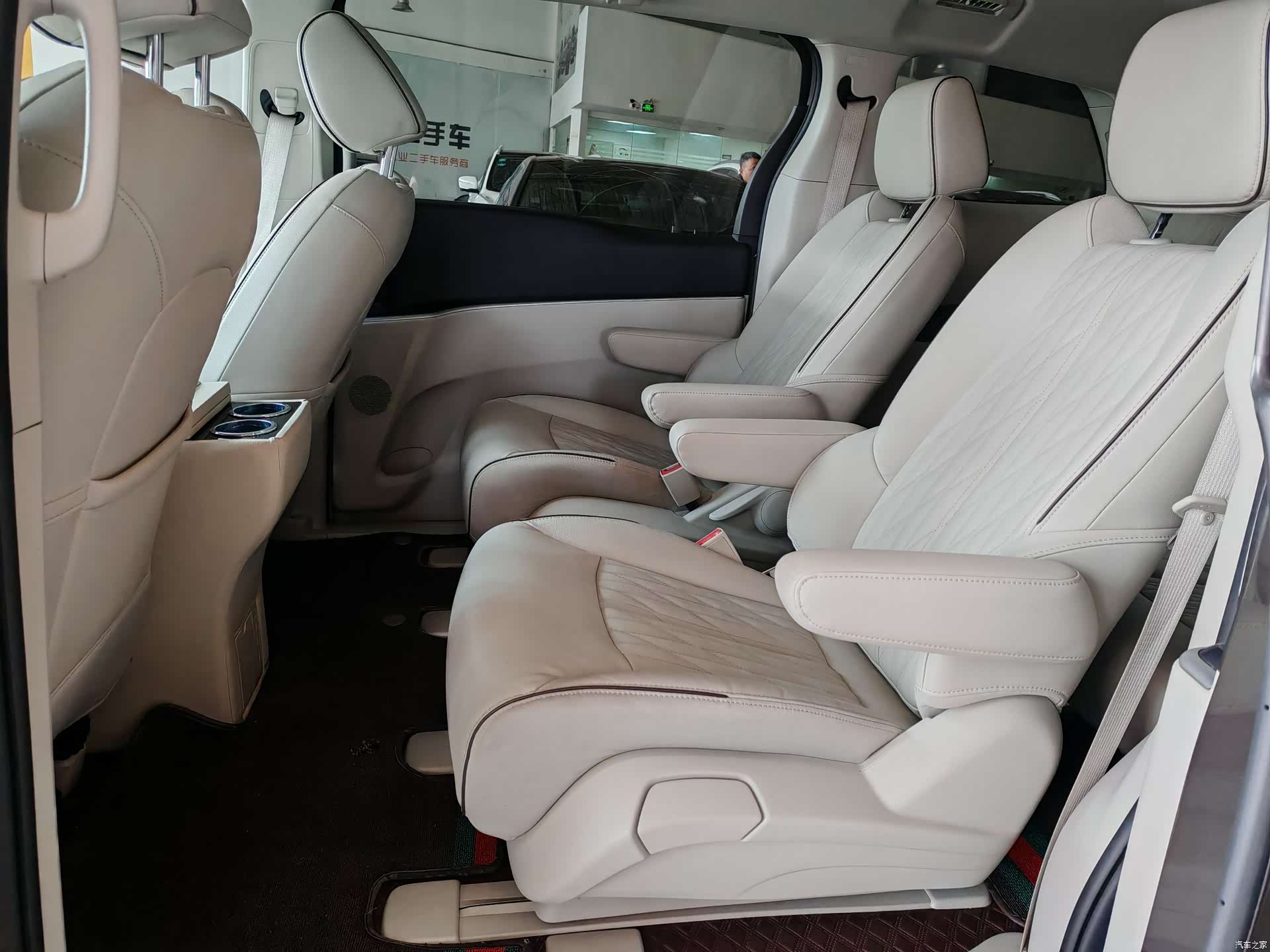 Buick GL8, 2021 все фото