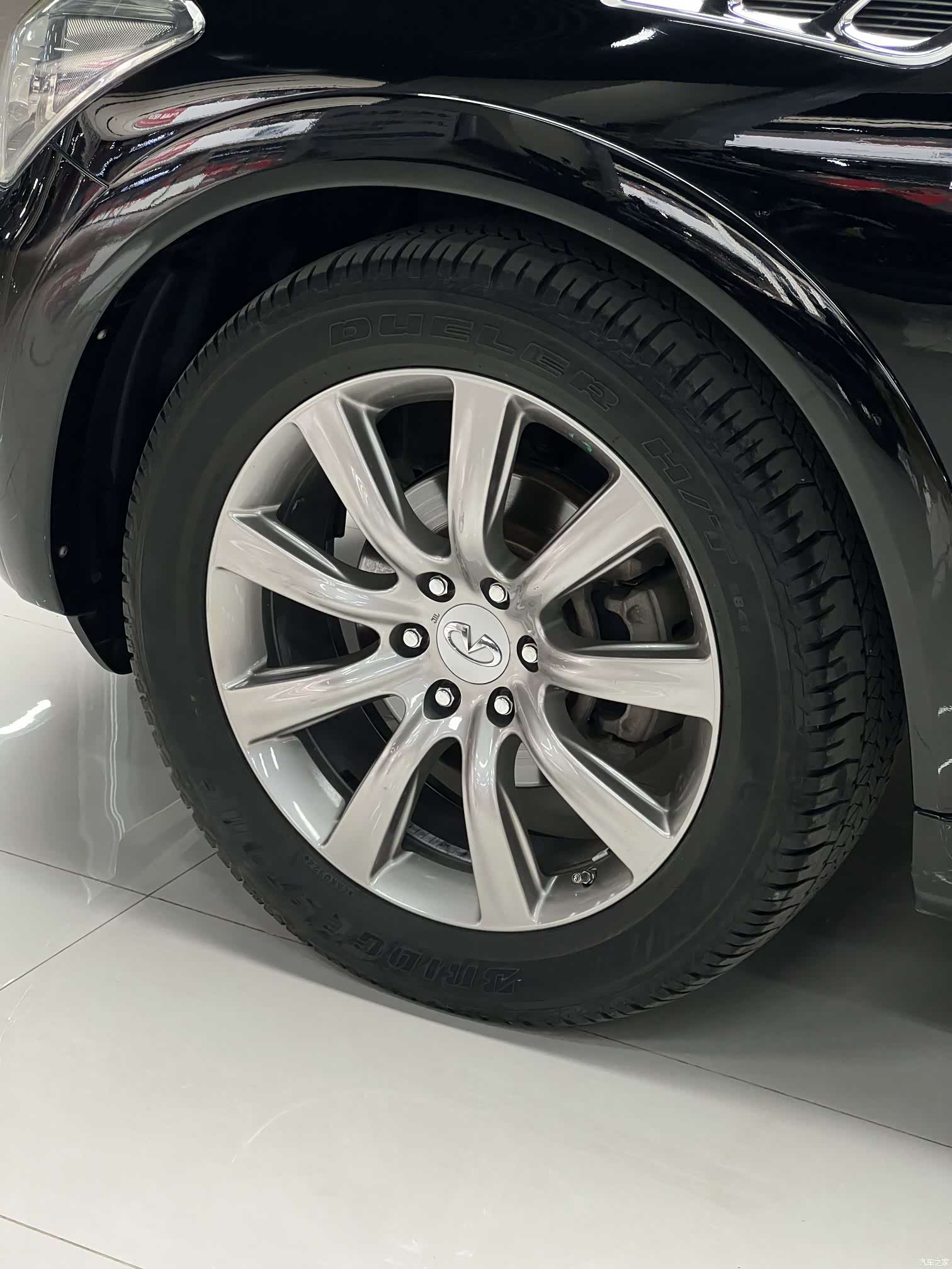 Infiniti QX56, 2014 37