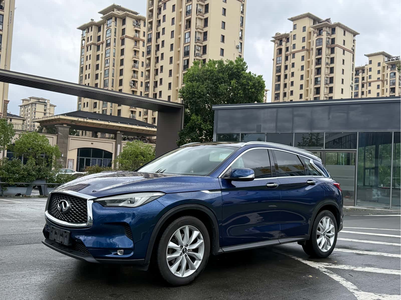 Infiniti QX50