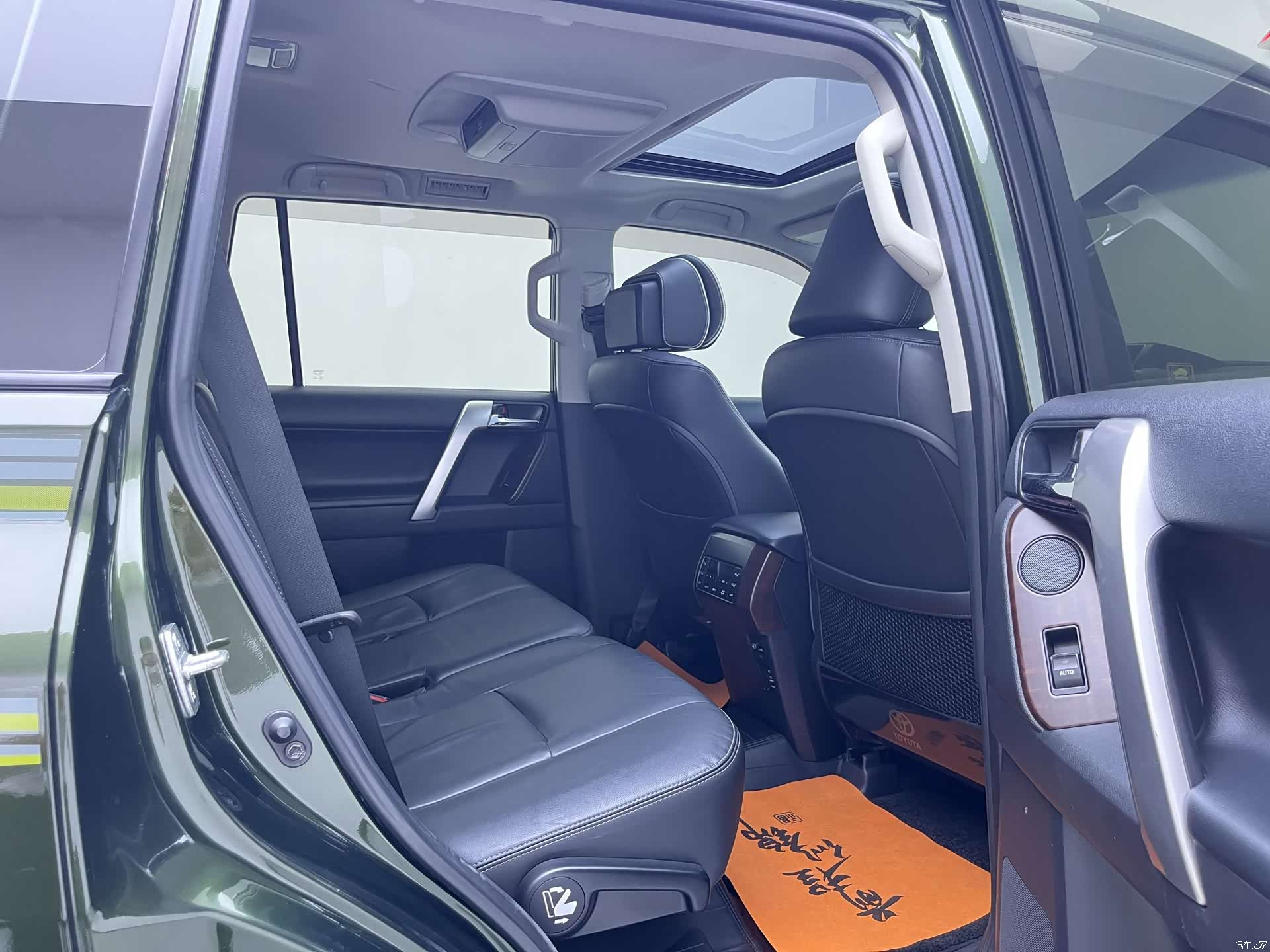 Toyota Prado, 2017 11