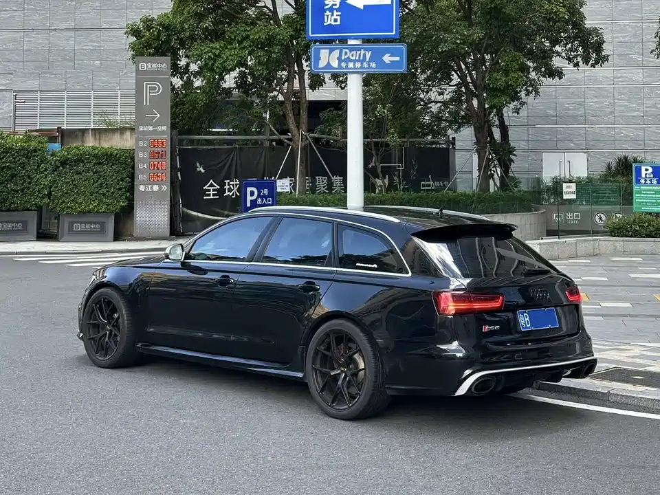 Audi RS 6
