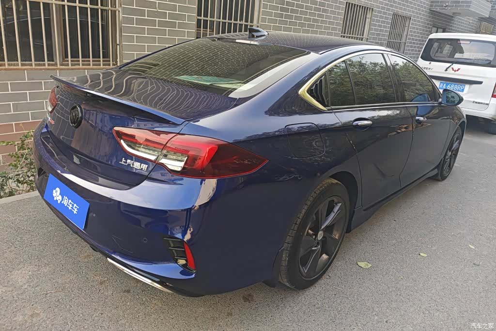 Buick Regal, 2020 3