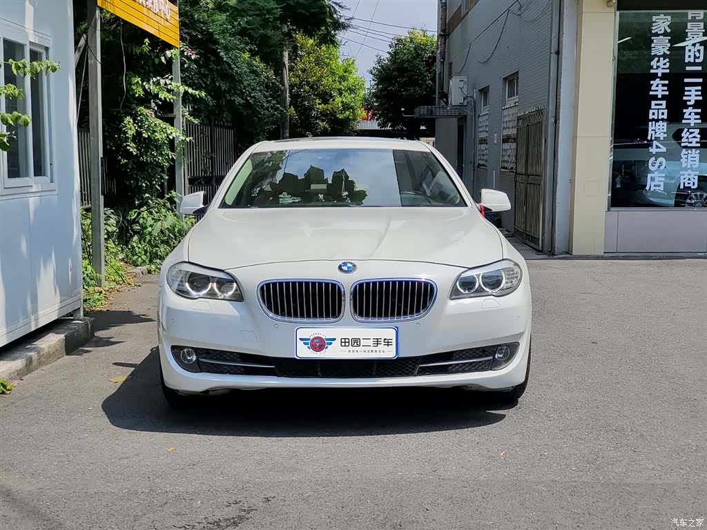 BMW 5 Series, 2011 2