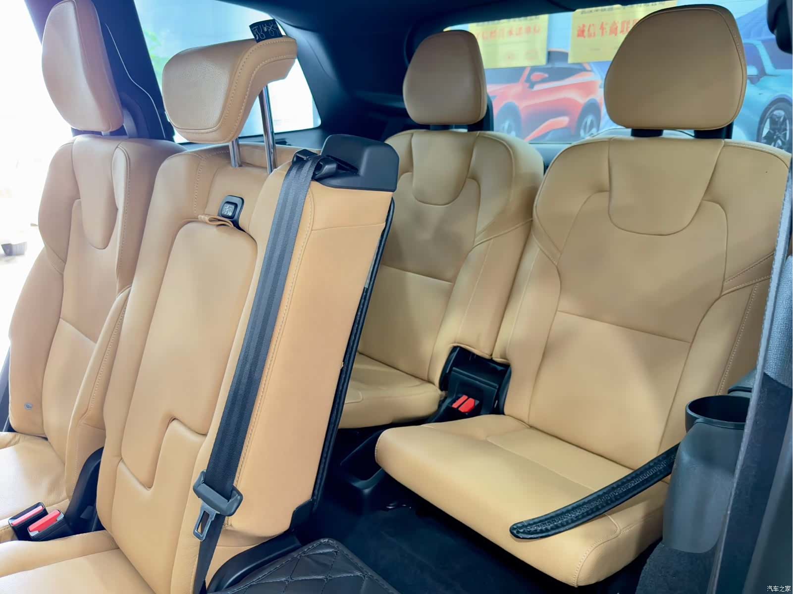 Volvo XC90, 2019 11