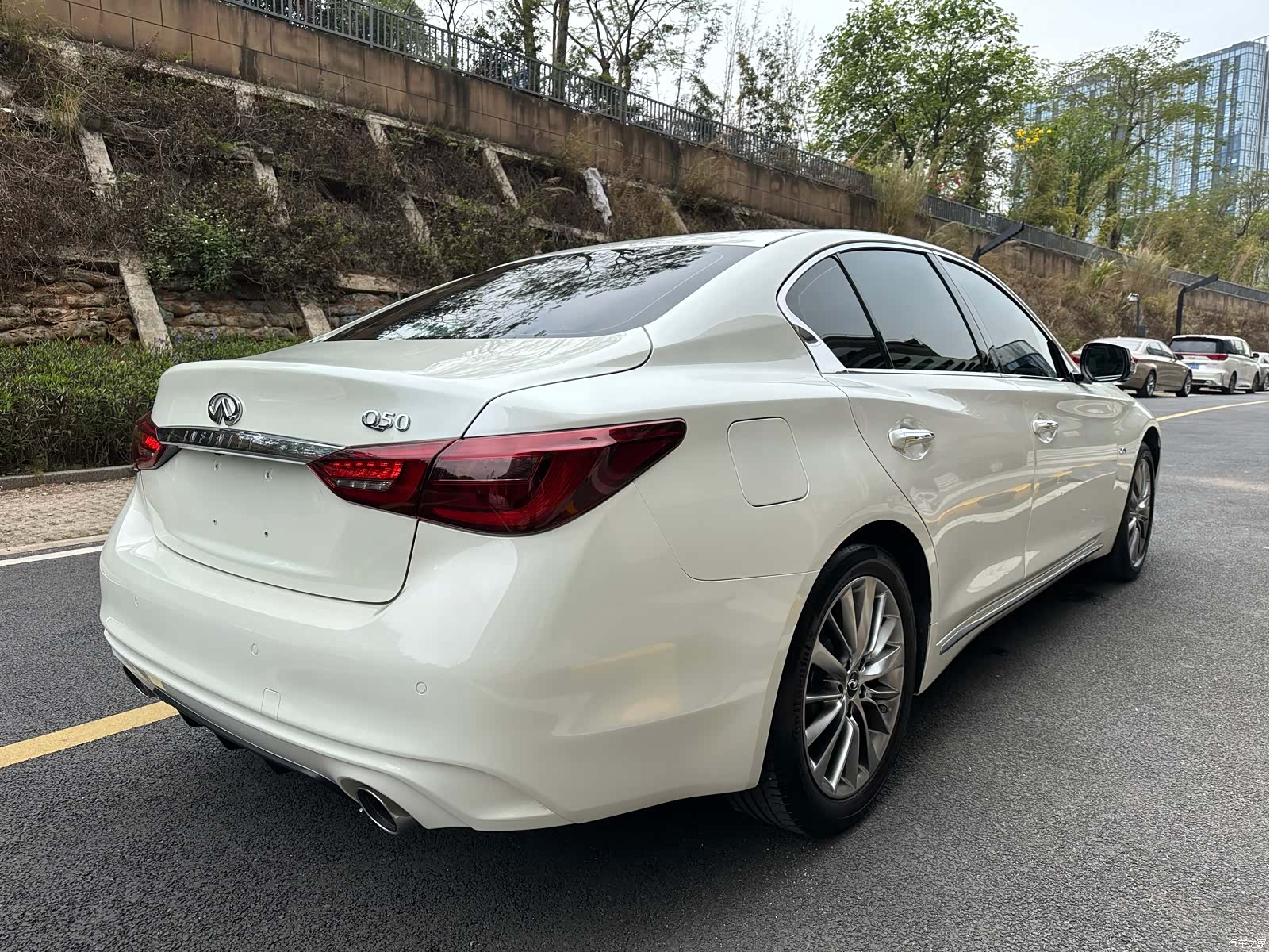 Infiniti Q50L, 2019 все фото