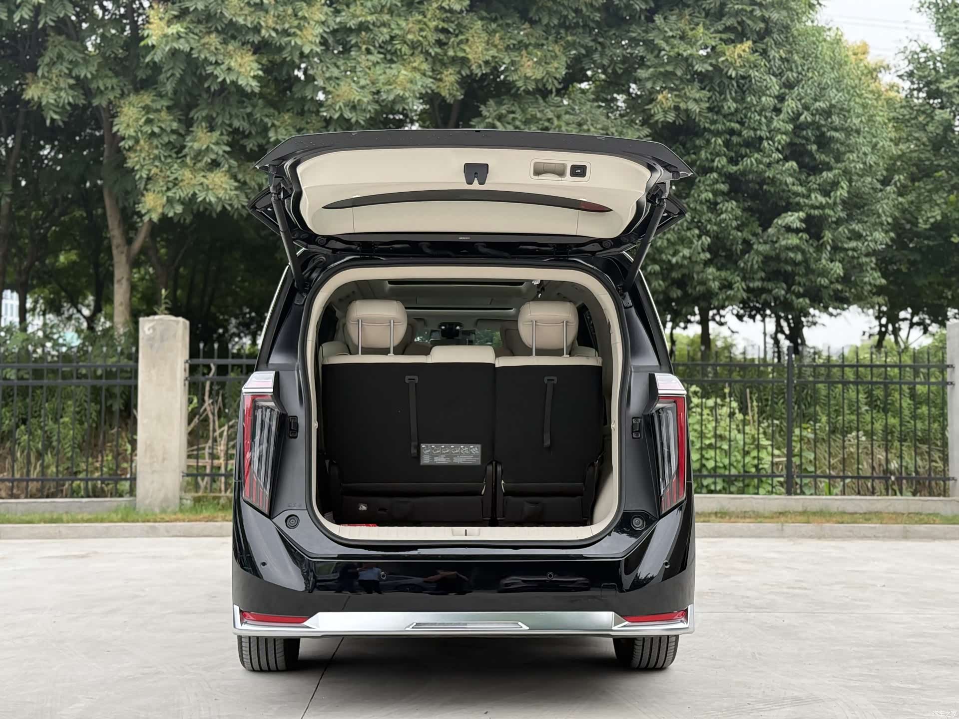 Trumpchi M8, 2025 8