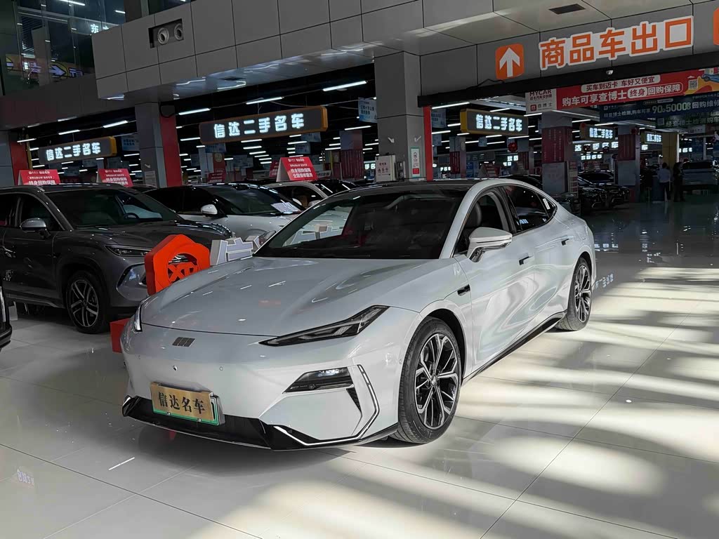 Geely Galaxy E8