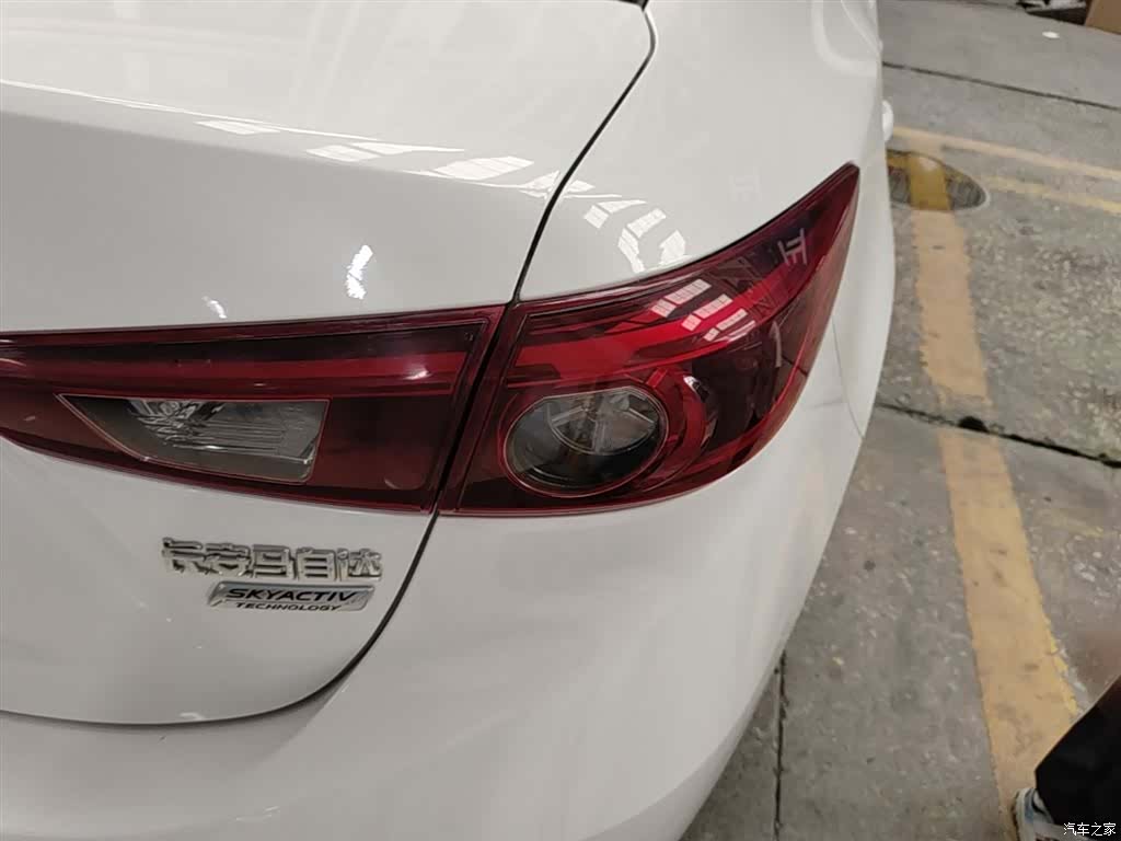 Mazda Mazda3, 2017 8