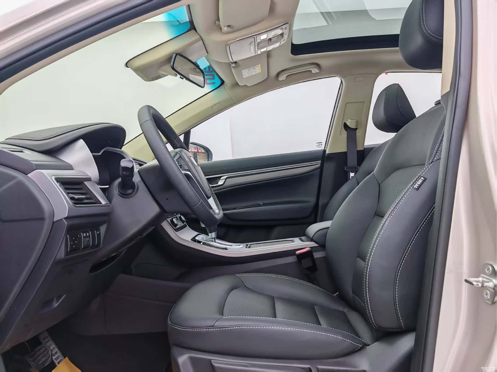 Geely Emgrand, 2018 14