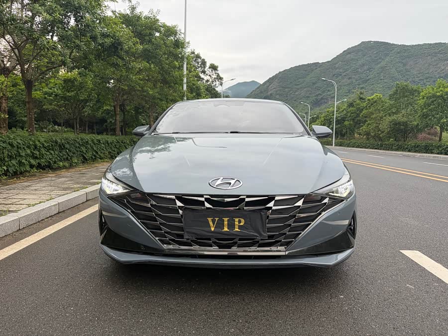 Hyundai Elantra 2022, фото 2