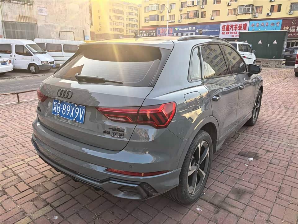 Audi Q3