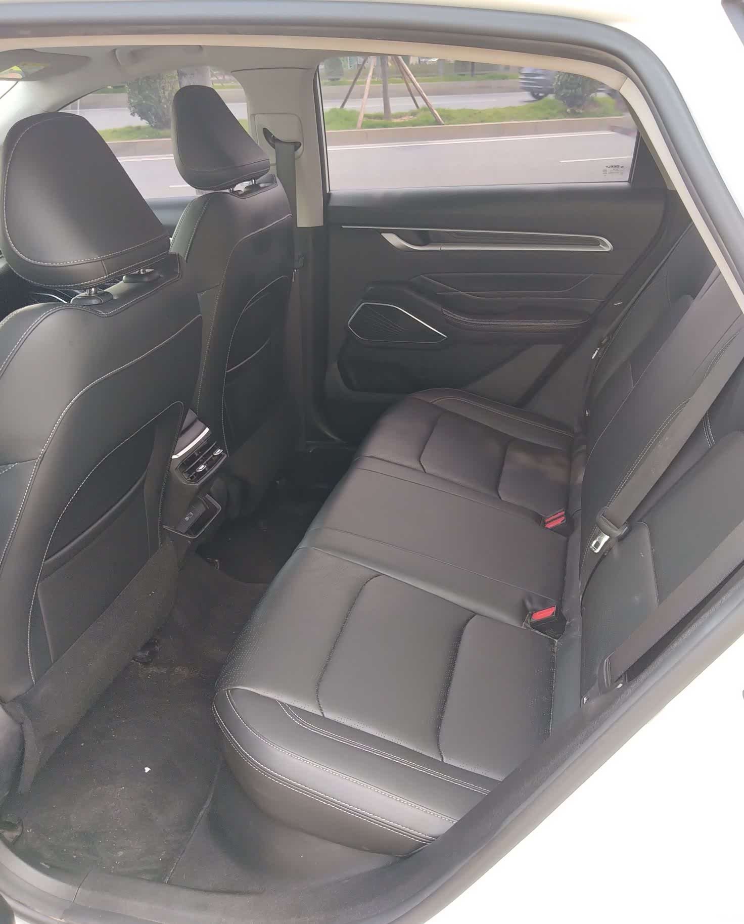 Geely Emgrand, 2023 12