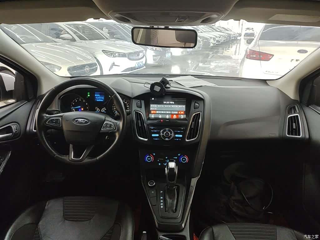 Ford Focus, 2017 10