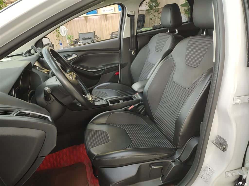 Ford Focus, 2017 15