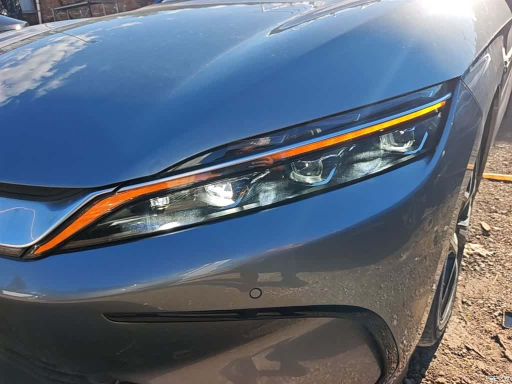 BYD Han, 2022 24