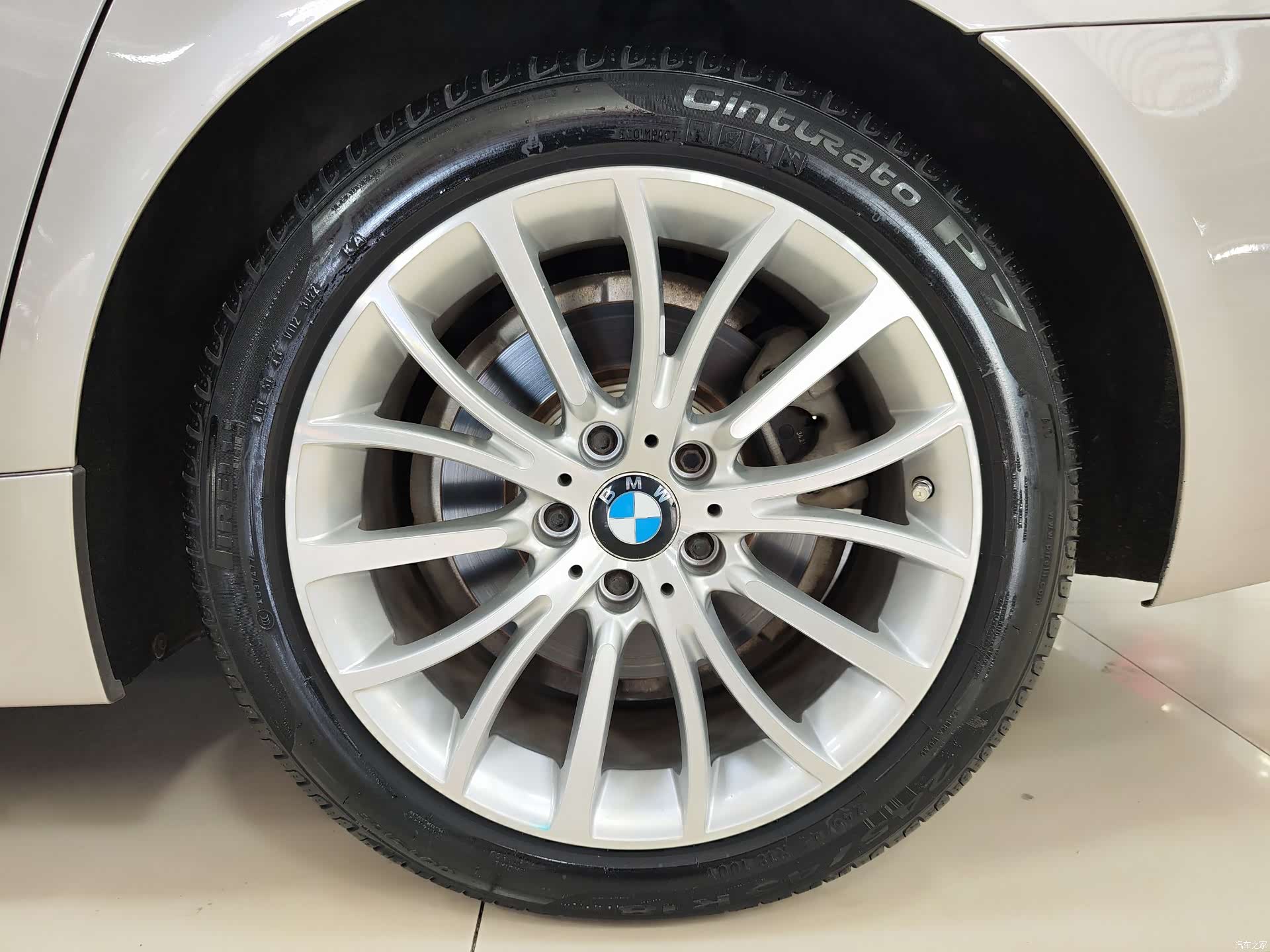 BMW 5 Series, 2015 21