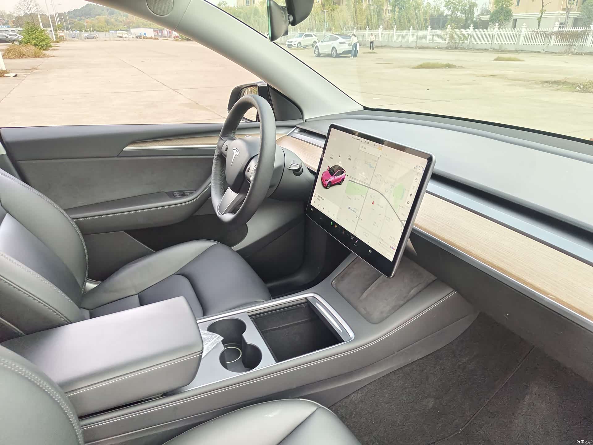 Tesla Model Y, 2021 19