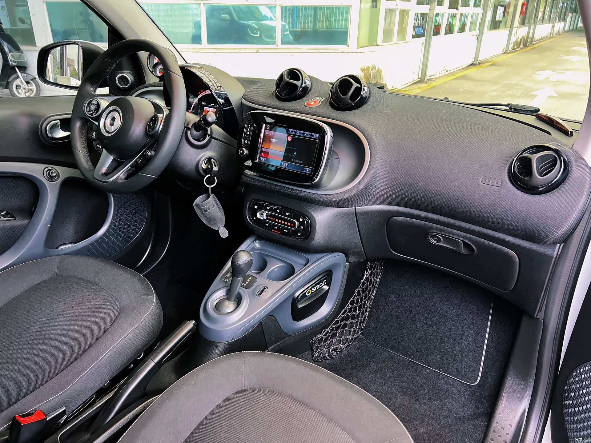 Smart Fortwo, 2017 8