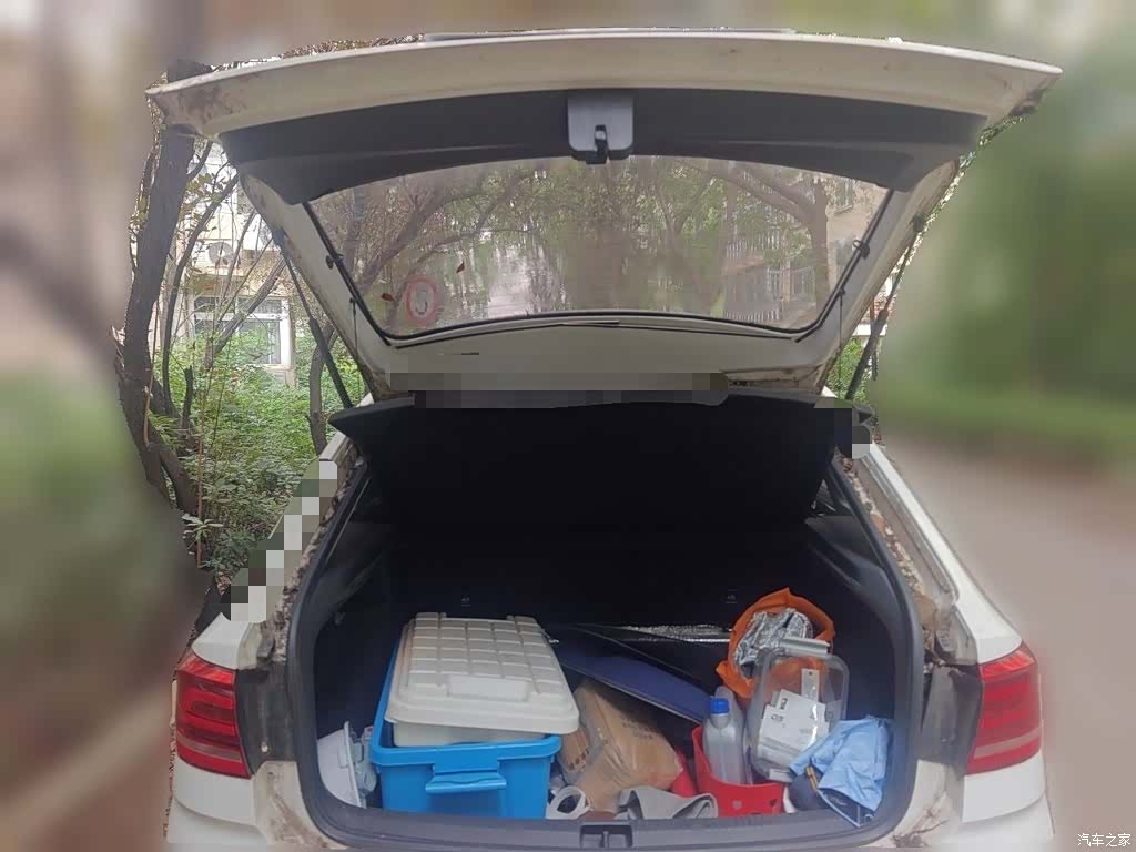 Volkswagen Santana, 2016 15