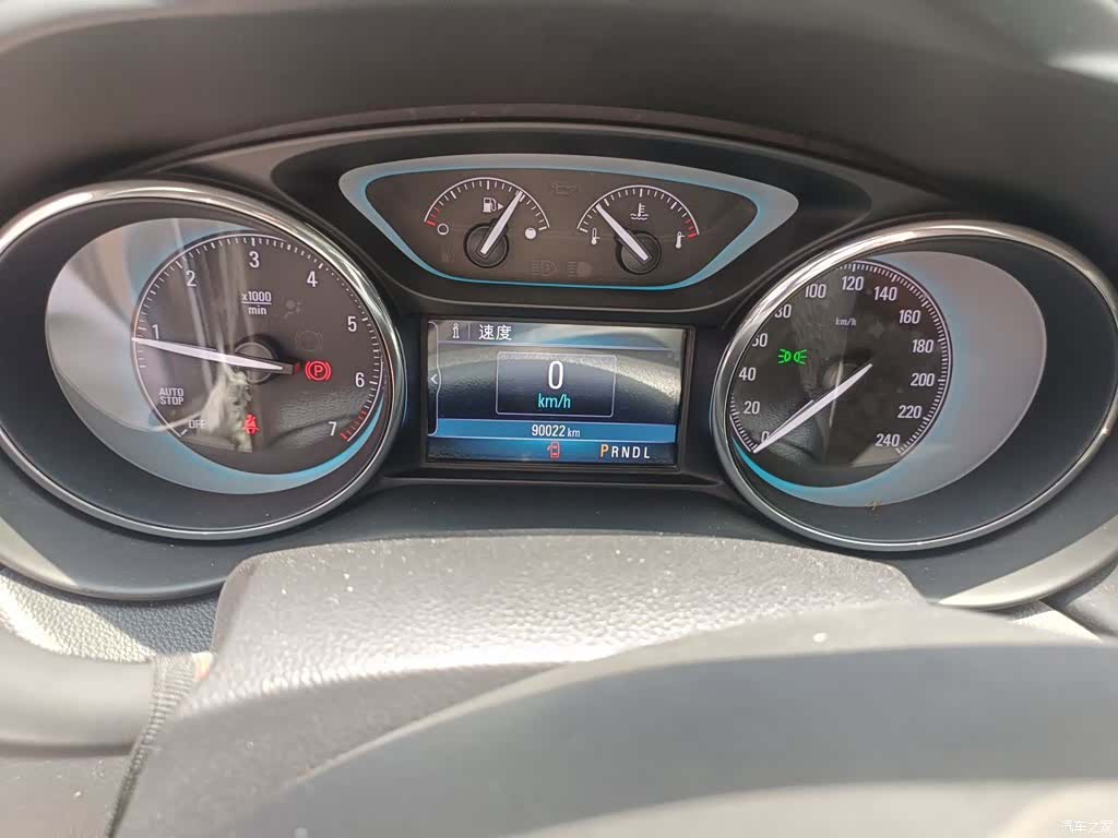 Buick Envision Plus, 2016 12