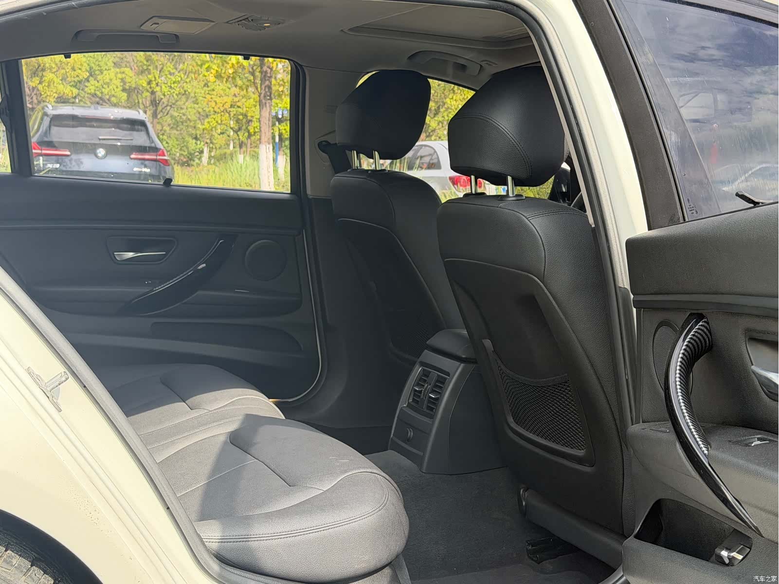 BMW 3 Series, 2017 12