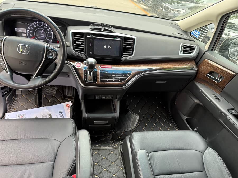 Honda Odyssey 2017, фото 12