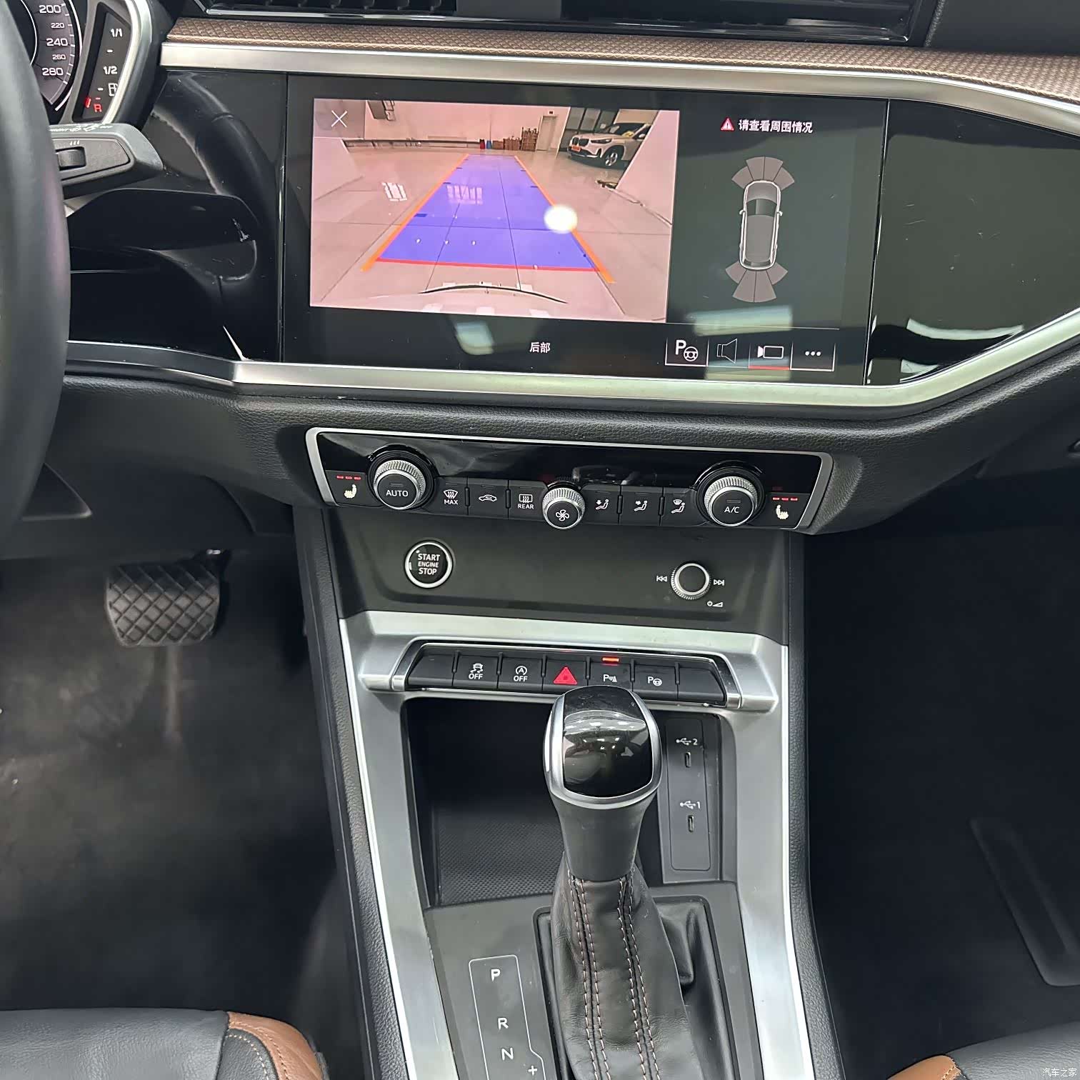 Audi Q3, 2022 14