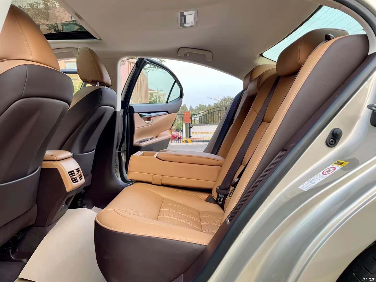 Lexus ES, 2017 6