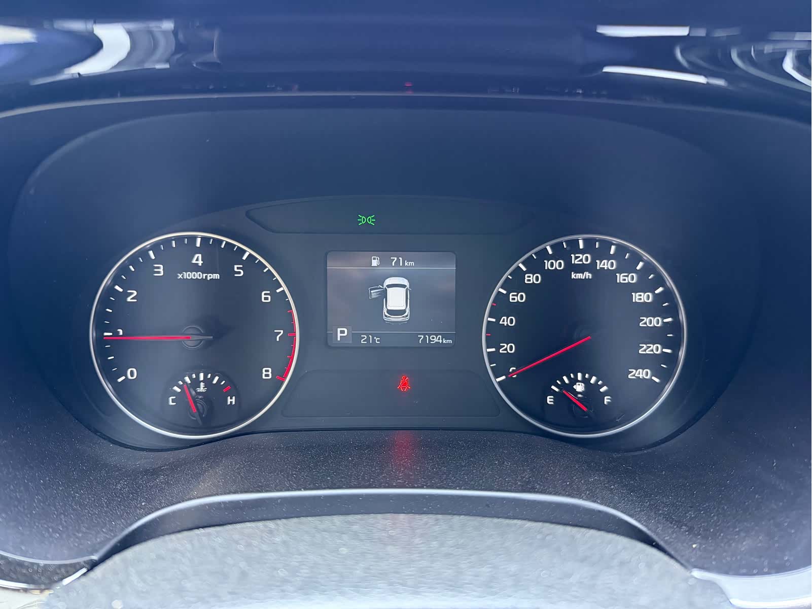 Kia KX3, 2022 12