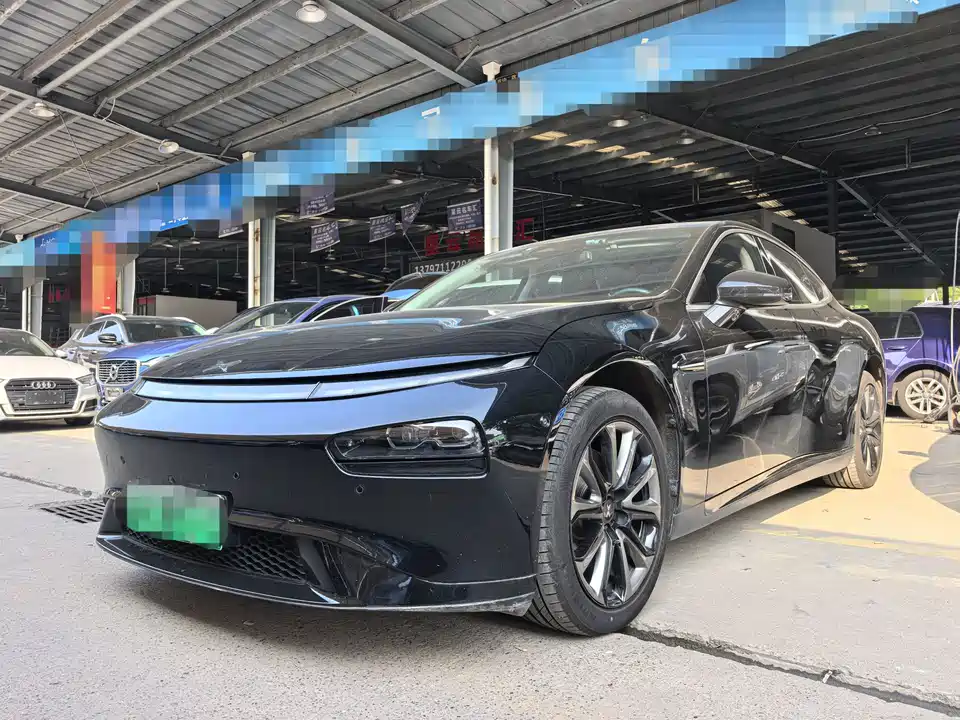 XPENG P7