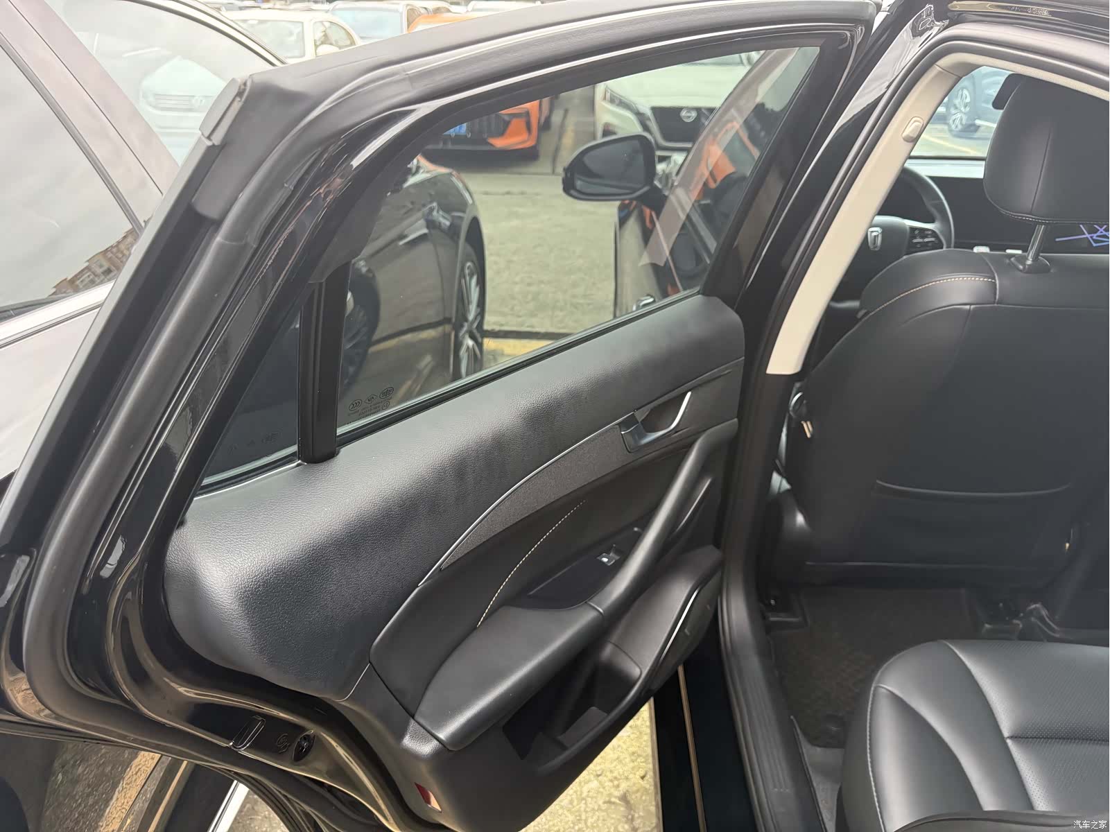 Bestune B70, 2023 10