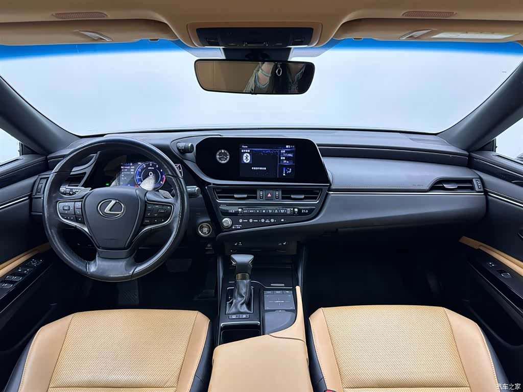 Lexus ES, 2022 18