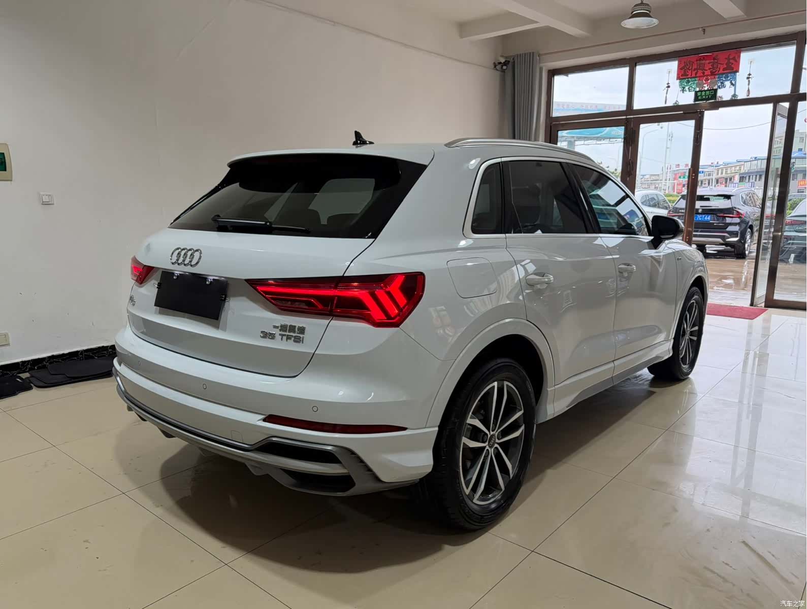 Audi Q3, 2023 6