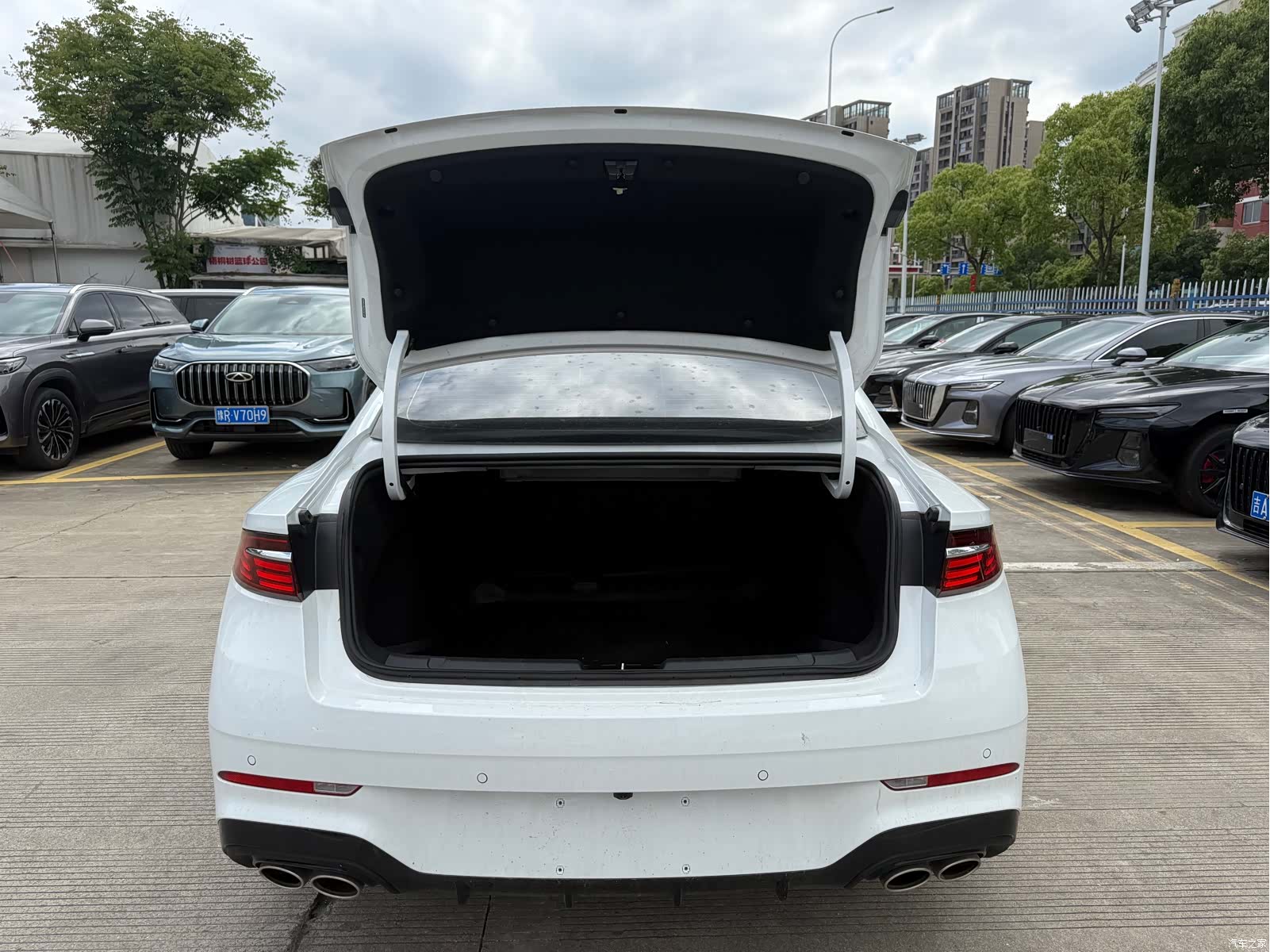 Geely Preface, 2026 8