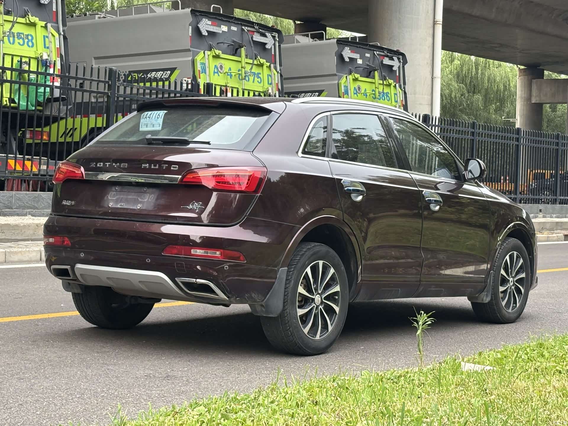 Zotye SR7, 2016 6