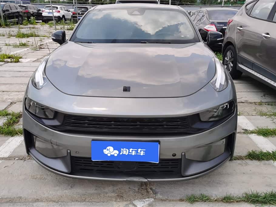 Lynk & Co 03 Lynk & Co 03