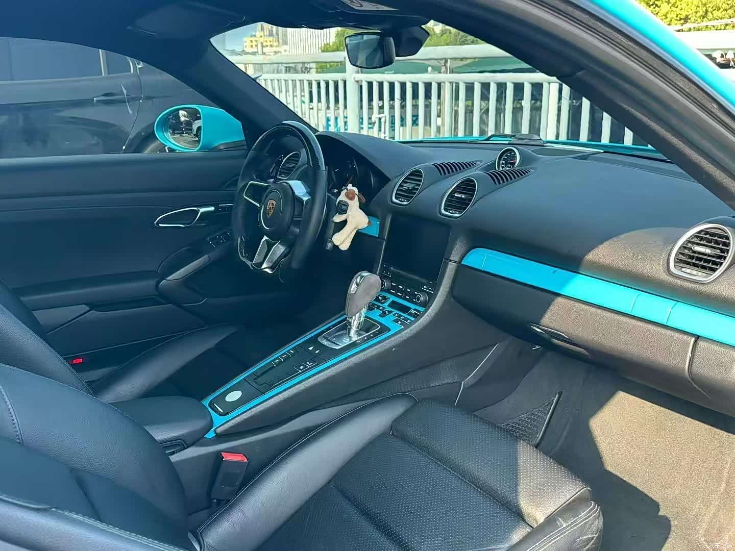 Porsche Cayman, 2018 3
