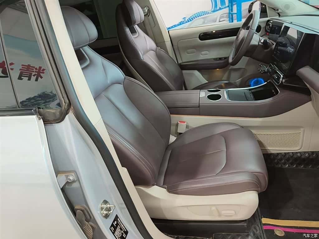Leapmotor C11, 2023 25