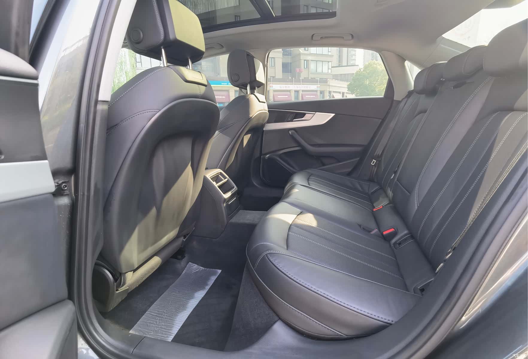 Audi A4L, 2023 7