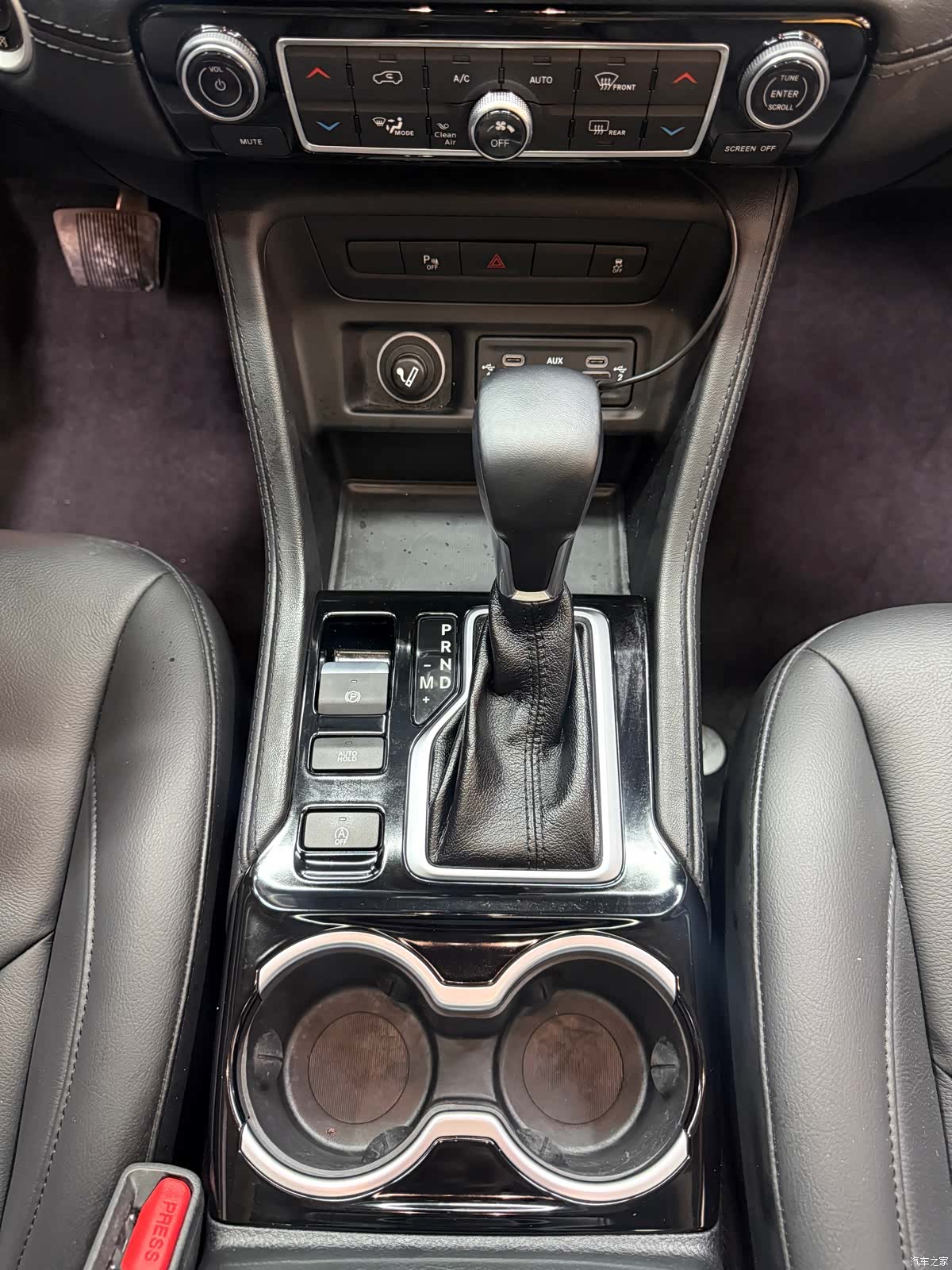 Jeep Grand Commander, 2021 14