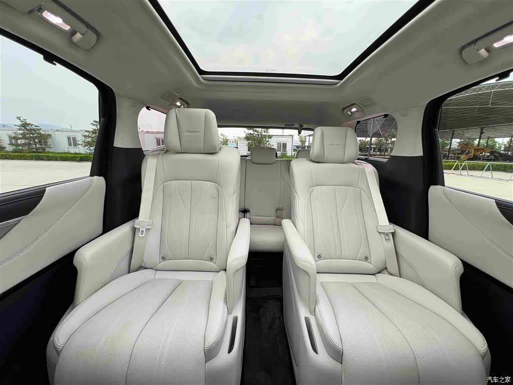 Buick GL8, 2025 34