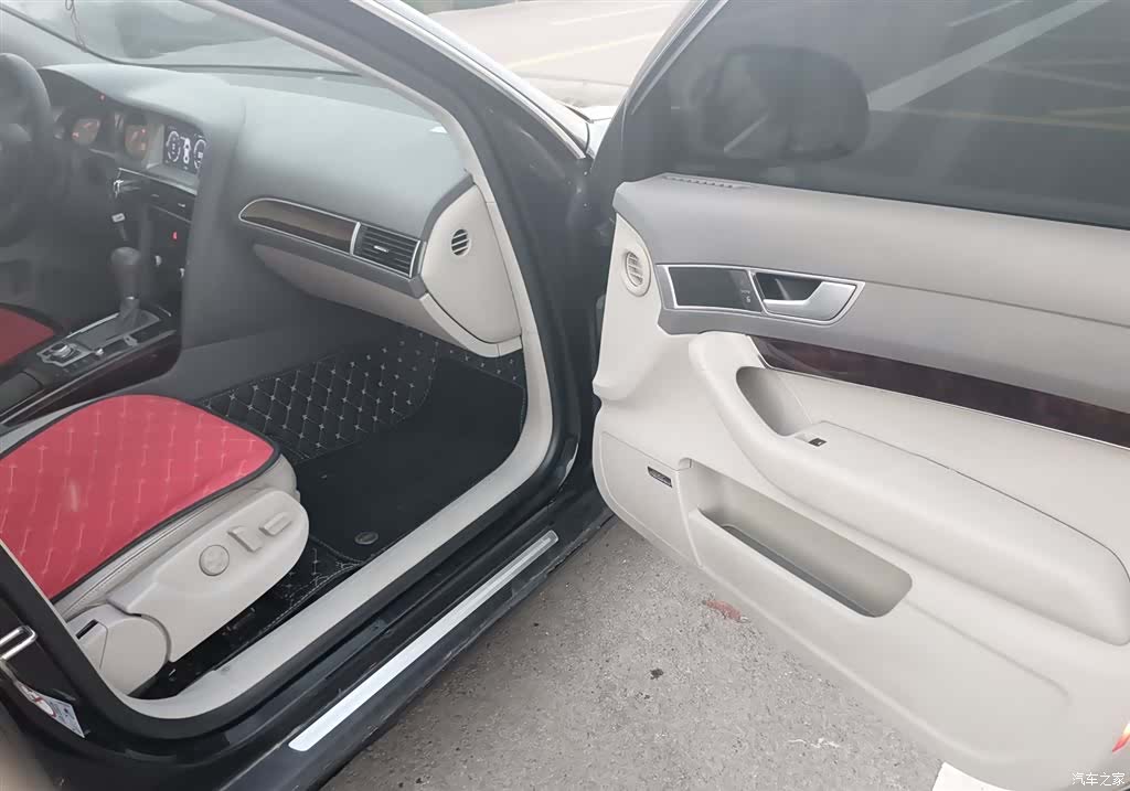 Audi A6L, 2010 12