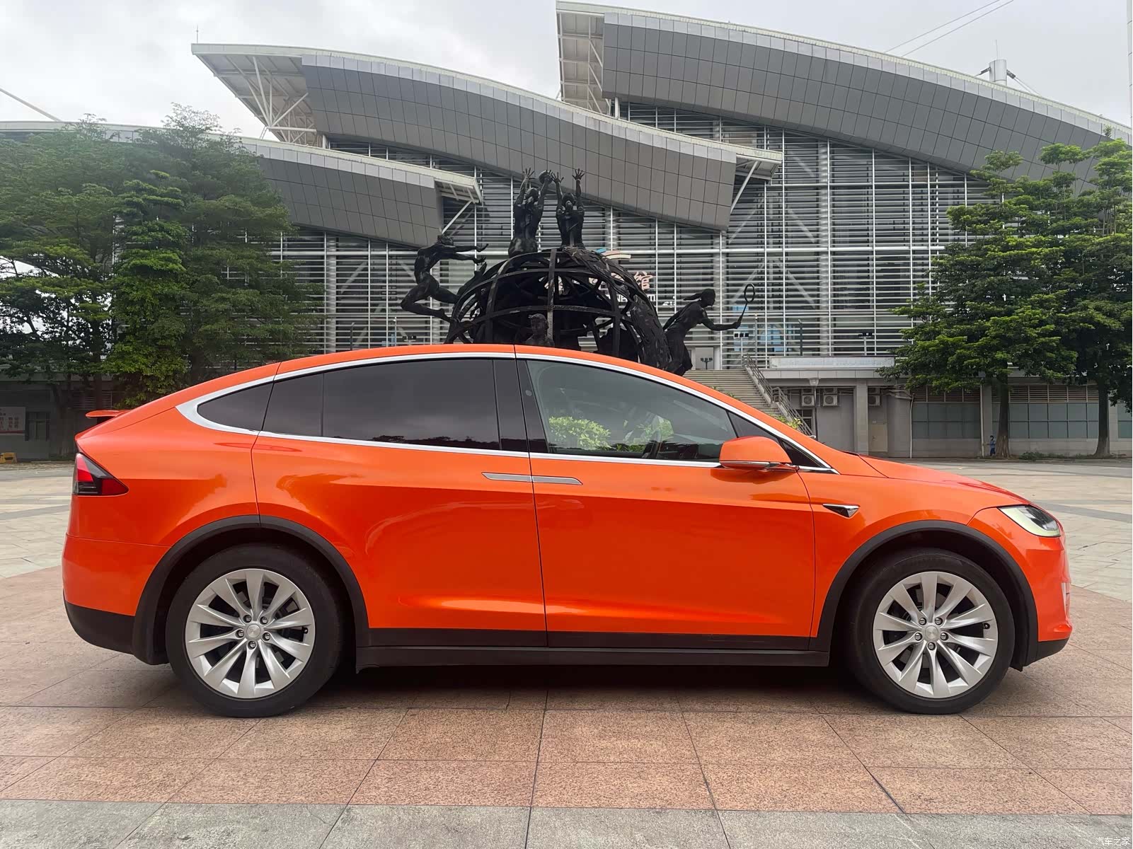 Tesla Model X, 2019 все фото