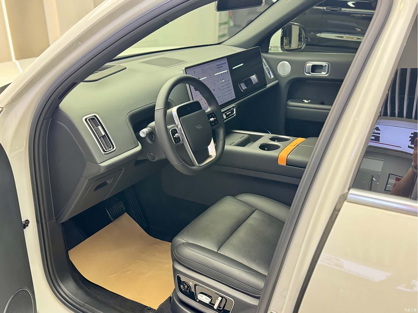 Li Auto L7, 2024 все фото